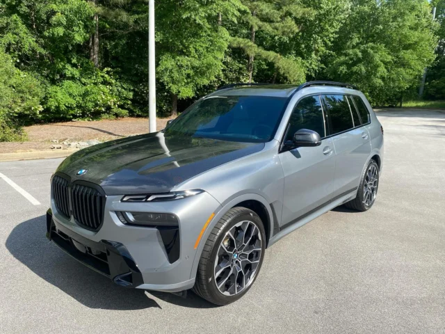 2025 !!! BMW X7 - Full body PPF and carbon gloss PPF on hood, mirrors, tailgate. Looks amazing ! @karla.siegrist@artie_tint on the Suntek ceramic tint !!!#audi #bmw #mercedes #porsche #tesla #ford #Ferrari #model3 #modely #Bentley #lexus #jaguar #landrover #carync #astonmartin #fuquayvarina #apexnc #lamborghini #raleigh #ppf #xpel #3m #suntek #feynlab #ceramicpro #gtechniq #carpro
#paintprotectionfilm