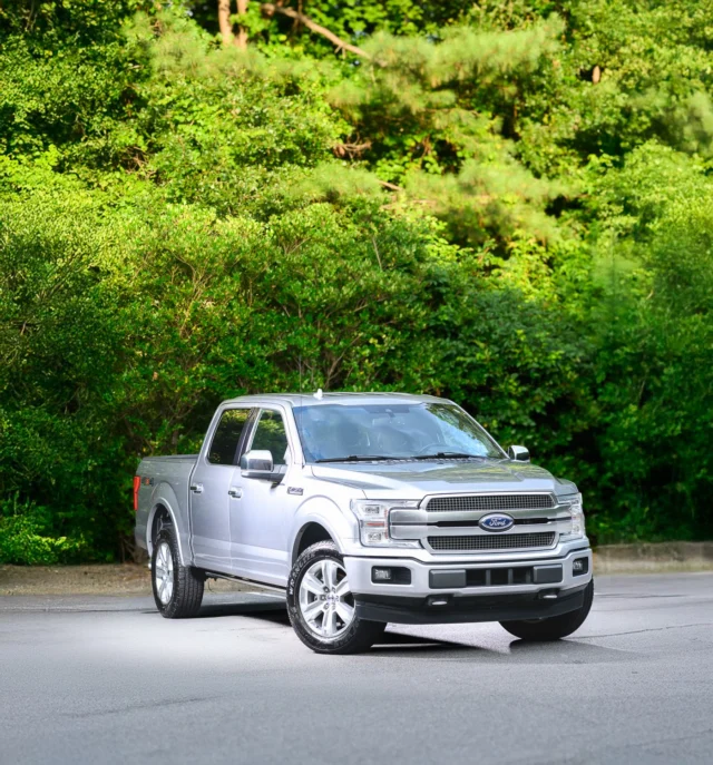 Clean truck, ready to list.
Resale prep with PPF in the high-impact areas, so it shows well and stays that way through the test drives.#paintprotectionfilm #ppf #paintprotection #clearbra #carcare #autodetailing #trucklife #fordf150 #apexnc #carync #raleighnc #northcarolina